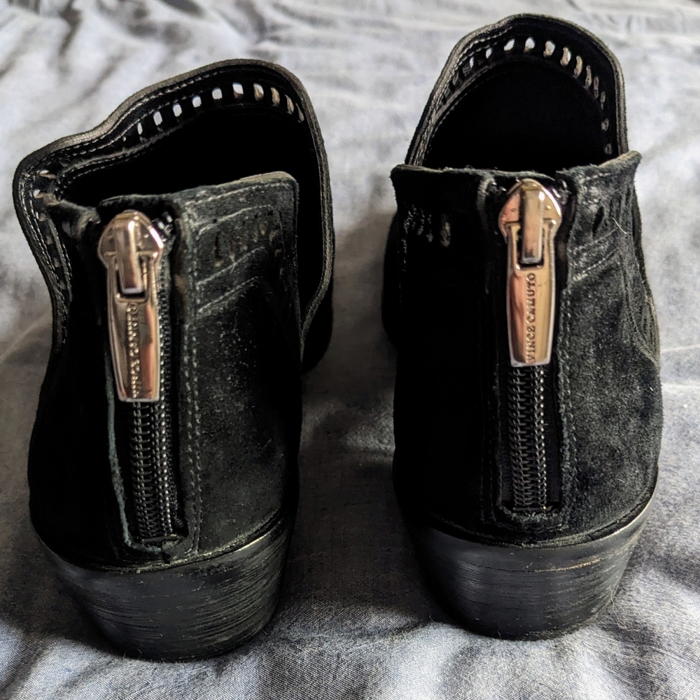 Black Vince Camuto booties. Sz 8.5. Suede like fabric. Gently worn. - Picture 7 of 7